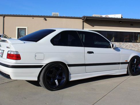 Used 1999 BMW M3 Coupe image 15