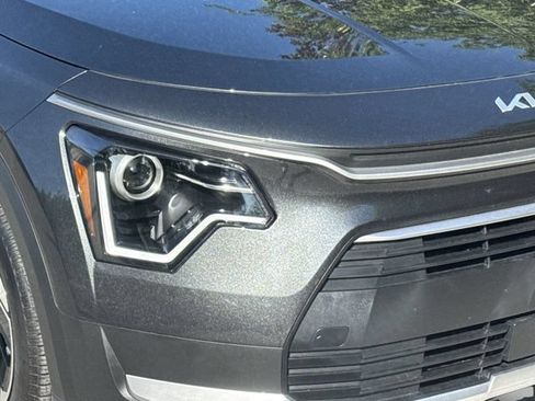 New 2026 Kia Niro EX FWD image 22