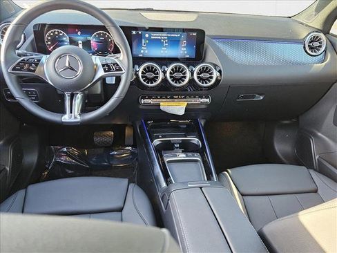 New 2025 Mercedes-Benz GLA 250 image 13
