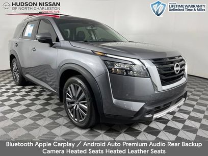Used 2025 Nissan Pathfinder SL w/ SL Premium Package