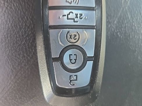 Used 2020 Ford F150 Lariat w/ Equipment Group 502A Luxury AWD/4WD image 41