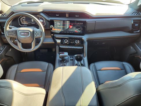 Used 2025 GMC Sierra 1500 AT4 w/ AT4 Premium Package image 15