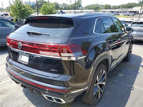 Used 2026 Volkswagen Atlas Cross Sport SEL Premium R-Line image 4