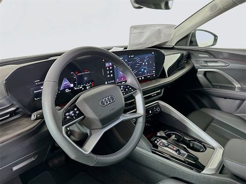 New 2025 Audi Q5 Premium Plus image 10