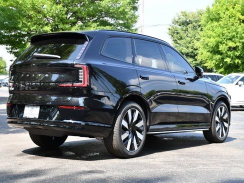 New 2025 Volvo EX90 Ultra image 7