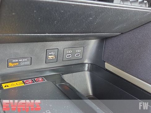Used 2025 Toyota Camry LE FWD image 10