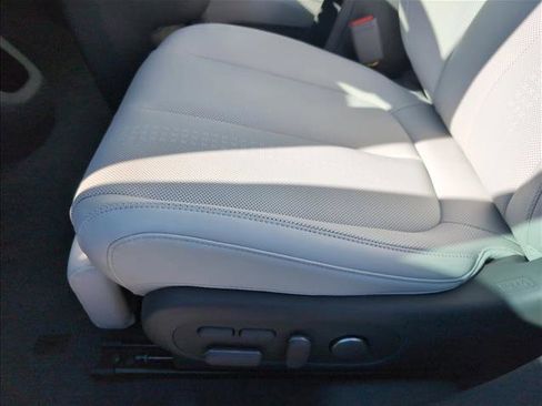 New 2026 Hyundai Ioniq 5 Limited image 4