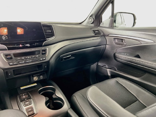 Used 2023 Honda Passport EX-L image 26