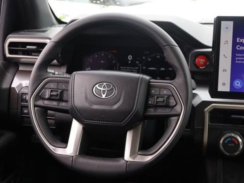 Used 2024 Toyota Tacoma TRD Sport image 23