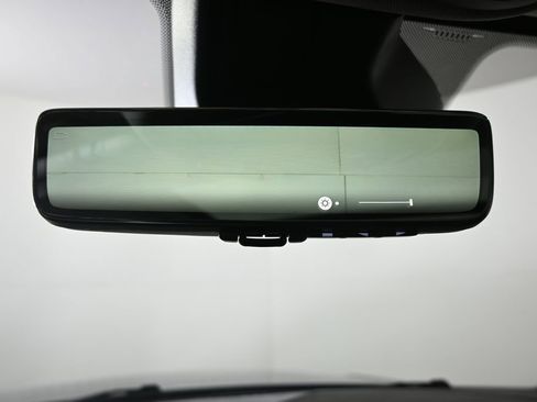 Used 2023 Jeep Grand Cherokee Limited w/ Luxury Tech Group II image 32