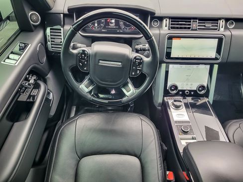 Used 2020 Land Rover Range Rover HSE image 12