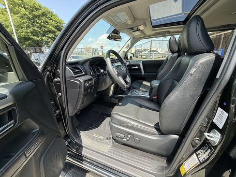 Used 2020 Toyota 4Runner Limited AWD/4WD image 10