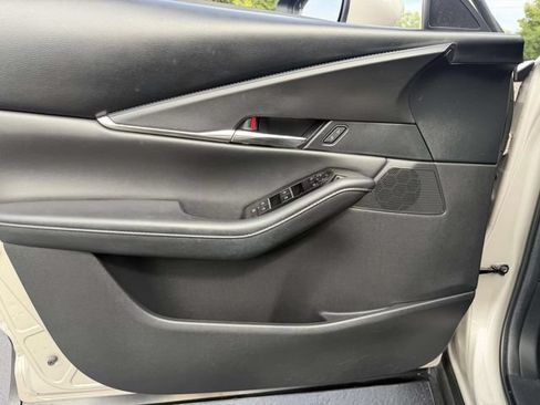 Used 2024 MAZDA CX-30 AWD 2.5 S w/ Preferred Package image 17