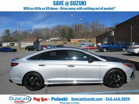 Used 2018 Hyundai Sonata Sport image 2