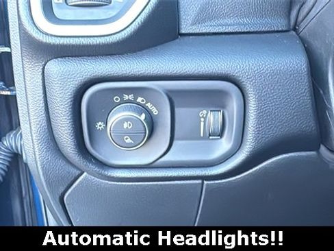 Used 2024 RAM 2500 Big Horn w/ Bed Utility Group image 5