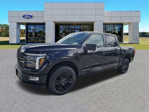 Certified 2025 Ford F150 Platinum w/ Equipment Group 702A High AWD/4WD image 8