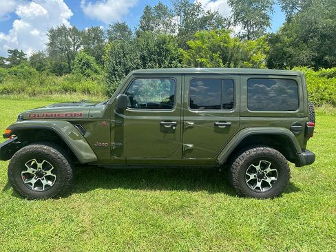 Used 2023 Jeep Wrangler Unlimited Rubicon w/ Steel Bumper Group AWD/4WD image 5