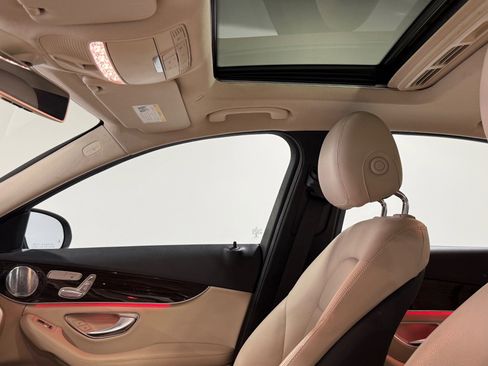 Used 2020 Mercedes-Benz C 300 C 300 4MATIC image 32