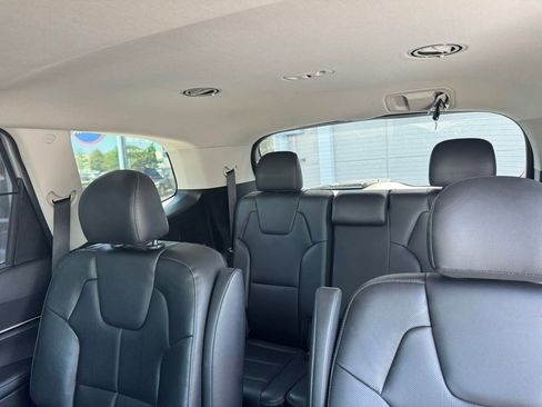 Used 2021 Kia Telluride EX w/ EX Premium Package AWD/4WD image 16