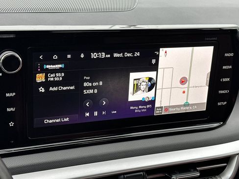 Used 2024 Kia K5 GT-Line w/ GT-Line Premium Package image 17