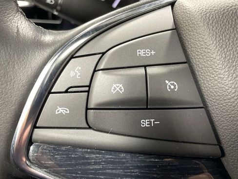 Used 2021 Cadillac XT5 Premium Luxury image 32