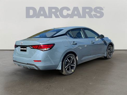 Used 2025 Nissan Sentra SV w/ All-Weather Package image 2