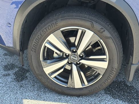 Certified 2023 Nissan Rogue Platinum AWD/4WD image 33