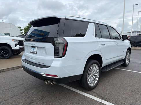 New 2026 Chevrolet Tahoe Premier w/ Sun And Tow Package AWD/4WD image 3