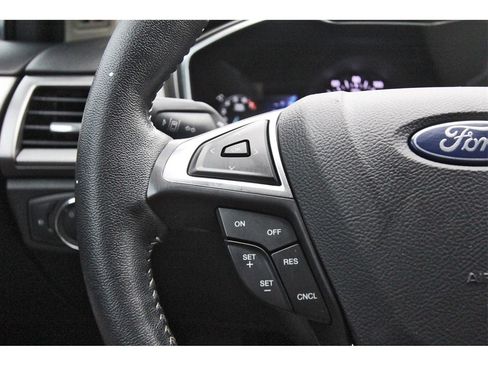 Used 2020 Ford Fusion SE w/ Equipment Group 151A image 15