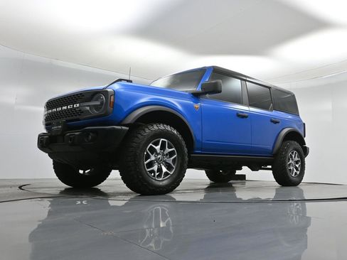 Certified 2025 Ford Bronco Badlands image 44