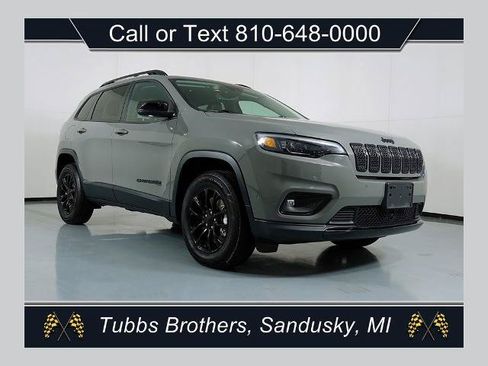 Used 2023 Jeep Cherokee Altitude Lux AWD/4WD image 1