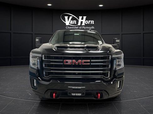 Used 2023 GMC Sierra 3500 AT4 w/ AT4 Preferred Package AWD/4WD image 2