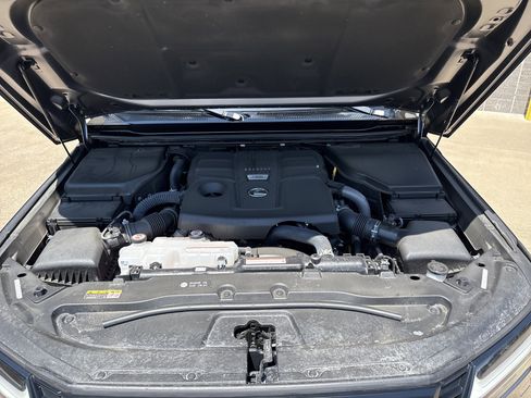 Certified 2025 Lexus GX 550 w/ Accessory Package (2T) AWD/4WD image 35