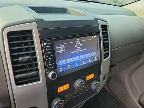 Used 2021 Nissan Frontier SV w/ Midnight Edition Floor Mats RWD image 27