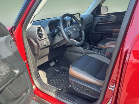 Used 2021 Ford Bronco Sport Outer Banks AWD/4WD image 9