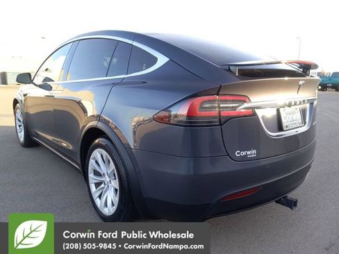 Used 2019 Tesla Model X Long Range image 5
