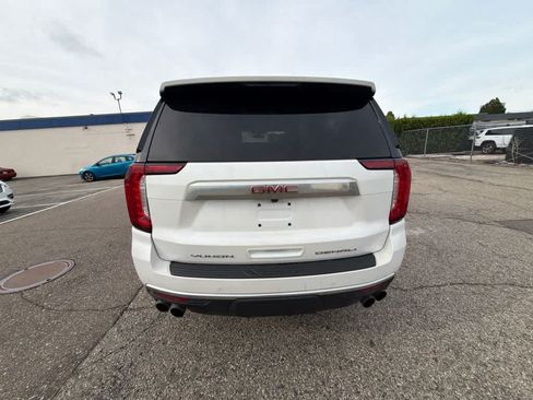 Used 2022 GMC Yukon XL Denali AWD/4WD image 6