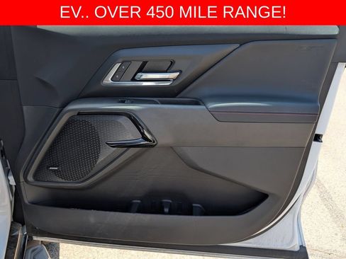 Used 2025 Chevrolet Silverado EV RST AWD/4WD image 17