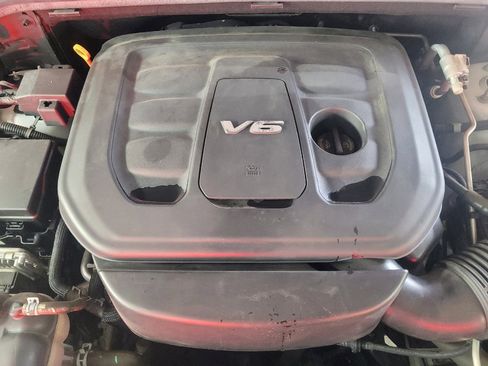 Used 2018 Jeep Grand Cherokee Laredo image 30