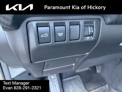Used 2023 Subaru Ascent Premium w/ Convenience Package AWD/4WD image 20