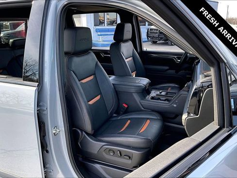 Used 2025 GMC Sierra 2500 AT4 w/ AT4 Premium Plus Package image 29