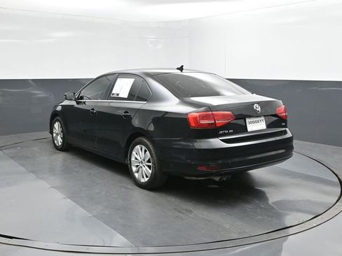 Used 2015 Volkswagen Jetta TDI SE image 5