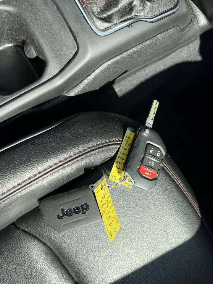Used 2021 Jeep Wrangler Rubicon AWD/4WD image 18