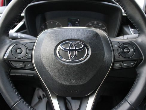 Used 2025 Toyota Corolla SE FWD image 23