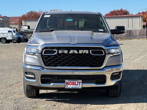 New 2026 RAM 1500 4x4 Crew Cab image 8