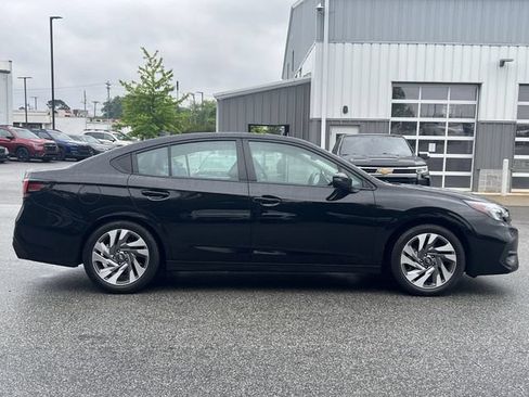 Certified 2025 Subaru Legacy Limited AWD/4WD image 38