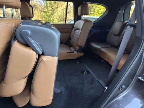 Used 2024 INFINITI QX80 Sensory w/ Cargo Package image 22