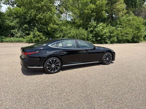 Used 2023 Lexus LS 500 AWD w/ Luxury Package image 22