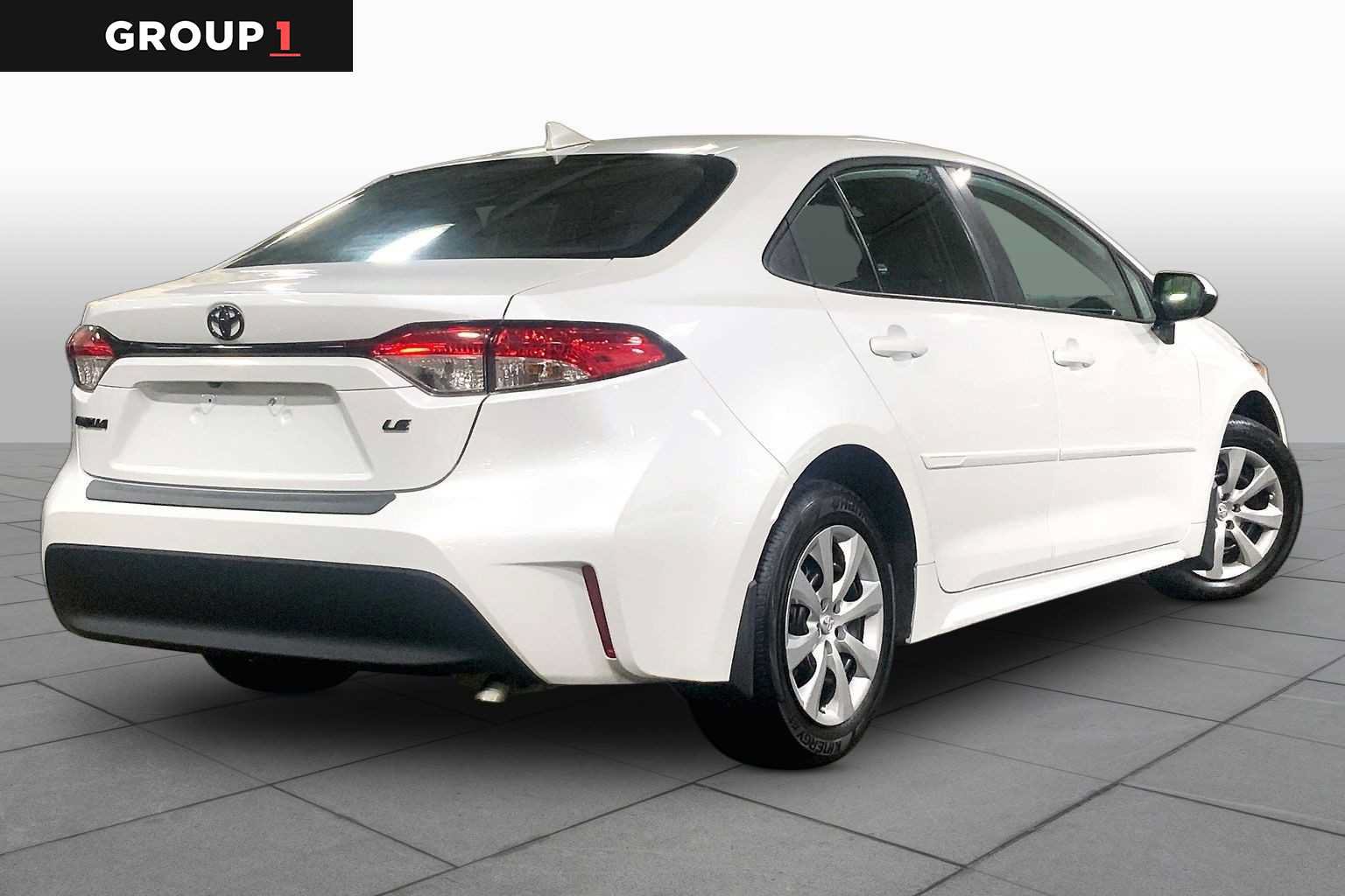 Certified 2025 Toyota Corolla LE FWD image 13