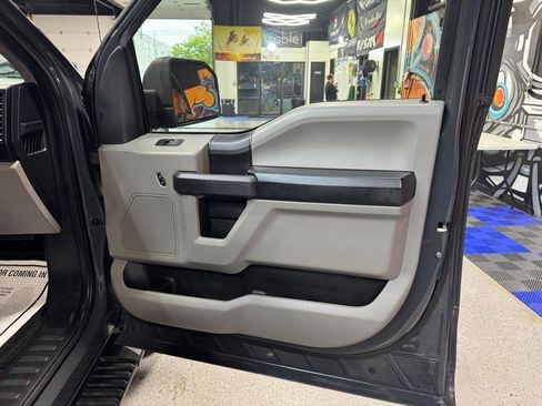 Used 2016 Ford F150 XL w/ Equipment Group 101A Mid AWD/4WD image 13